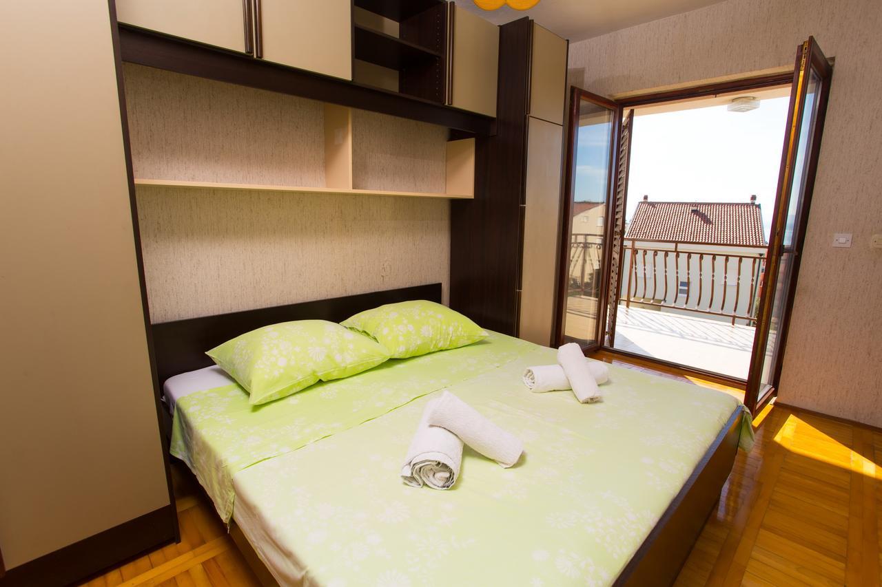 Apartments Zoran プロマイナ エクステリア 写真